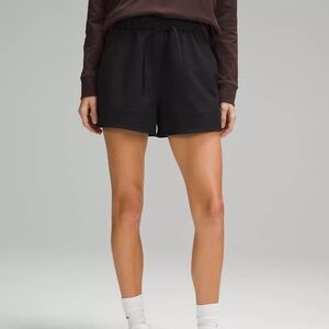 Lululemon Cinchable Waist High-Rise Woven Short 3.5"